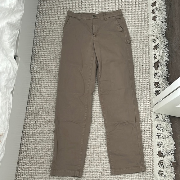 aritzia low waisted baggy cargos - Picture 1 of 3